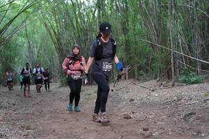 BIB: 3793
                            <button type="button" onclick="openModal(4118226)" class="btn btn-primary btn-sm float-right btn-popup" data-toggle="modal" data-target=".modal-high-quality">
                        <i class="fas fa-shopping-cart"></i> Add to Cart
                    </button>
                                            <button type="button" onclick="isThisMe(4118226, true)" class="btn btn-success btn-sm float-right btn-popup btn-isme hidden" data-toggle="tooltip" data-placement="bottom" title="นี่คือรูปของคุณใช่ไหม คลิกที่นี่เพื่อเอาเข้าอัลบั้ม">
                        <i class="fas fa-plus"></i> Add to album
                    </button>
                    <button type="button" onclick="isThisMe(4118226, false)" class="btn btn-warning btn-sm float-right btn-popup btn-isnotme hidden">
                        <i class="fas fa-ban"></i> Remove from album
                    </button>